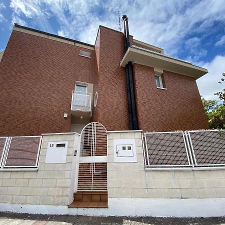 Casa Chalet Jardin Particular Ideal Grupos Y Familias Baranain Exterior foto